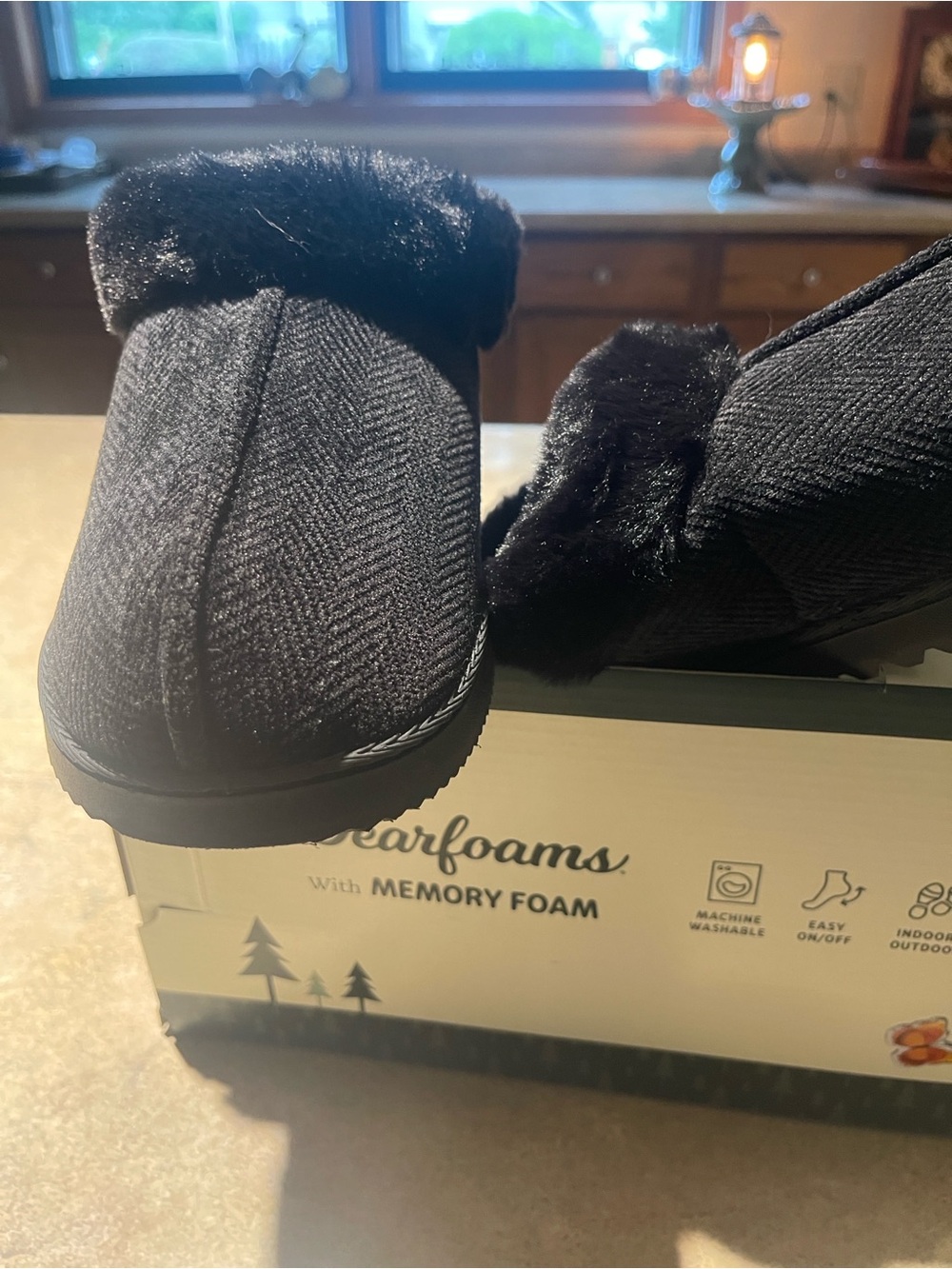 WOMENS DEARFOAM SLIPPERS WITH MEMORY FOAM❤️🥳… WORN 1x Size L=9-10